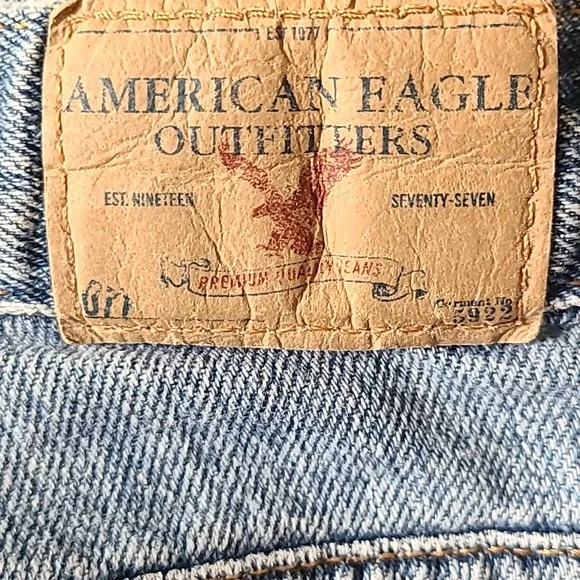 American Eagle favorite flare jeans 👖 - Picture 7 of 7